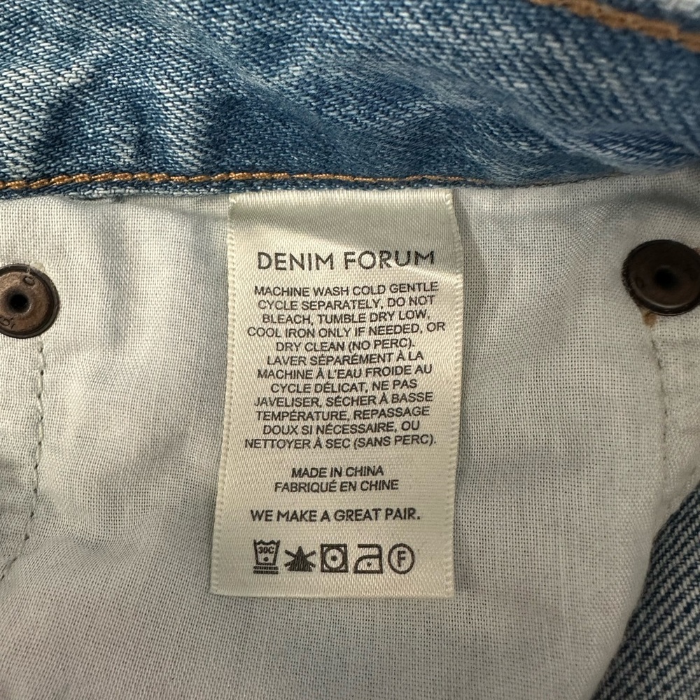 Denim Forum The BF High Rise Loose Light Wash Jeans - Picture 6 of 7